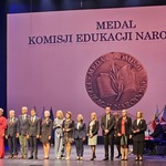 058f424c-59d1-4026-9fb9-703fbc0aafef.jpg